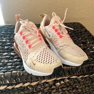 Nike Air Max 270 cream peach color size 7